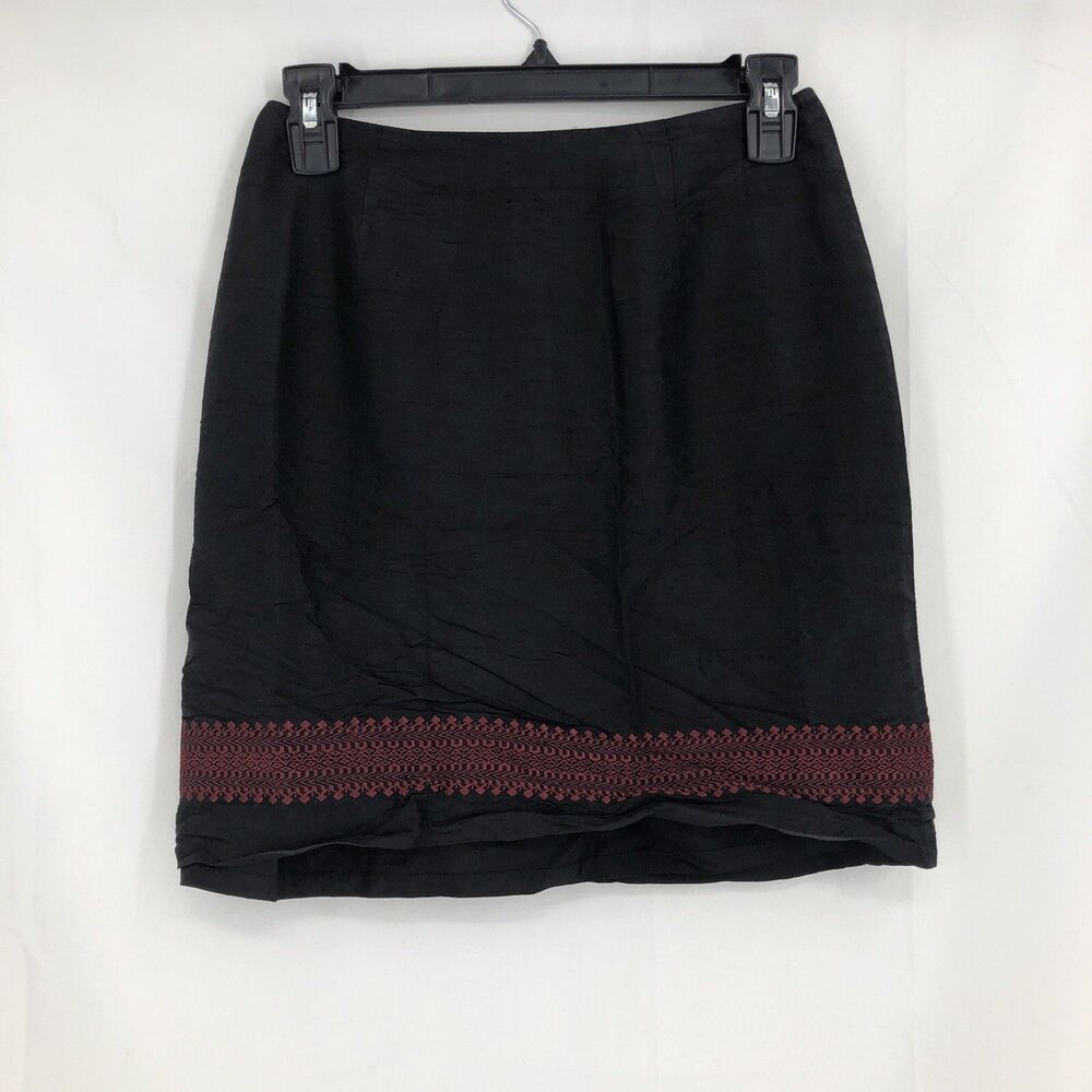 Ann Taylor Black Silk Embroidered Pencil Skirt Size 2 Chic